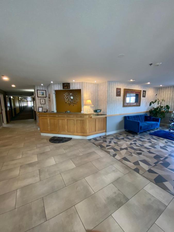 Coos Motor Inn Lancaster Buitenkant foto